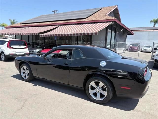 2016 Dodge Challenger SXT