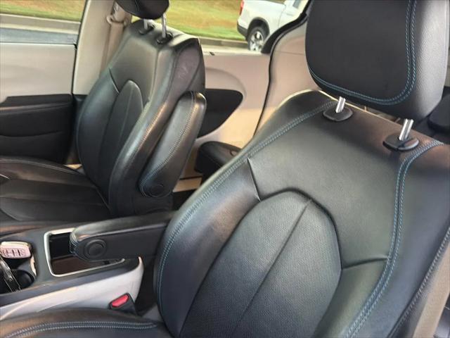 2021 Chrysler Pacifica Touring L