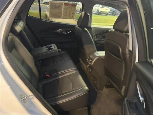 2023 GMC Terrain FWD SLT