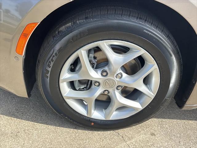 2017 Chrysler Pacifica Touring-L Plus