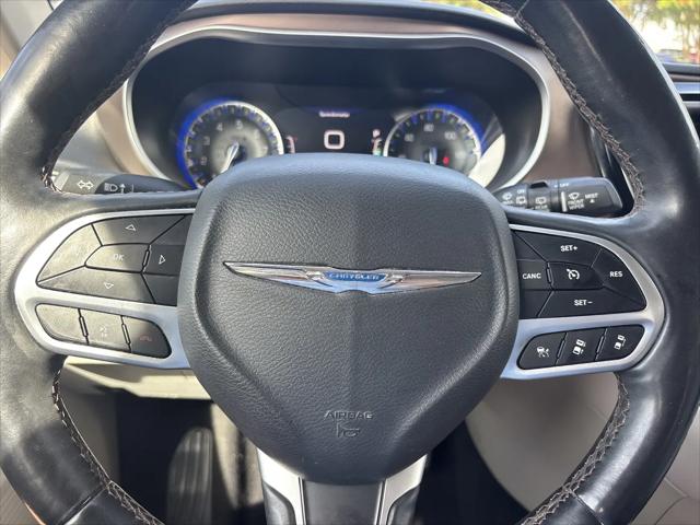 2017 Chrysler Pacifica Touring-L Plus