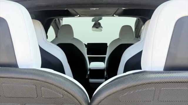 2022 Tesla Model X Plaid Tri Motor All-Wheel Drive