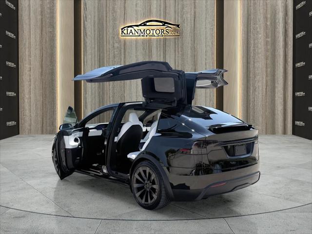 2022 Tesla Model X Plaid Tri Motor All-Wheel Drive