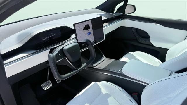 2022 Tesla Model X Plaid Tri Motor All-Wheel Drive