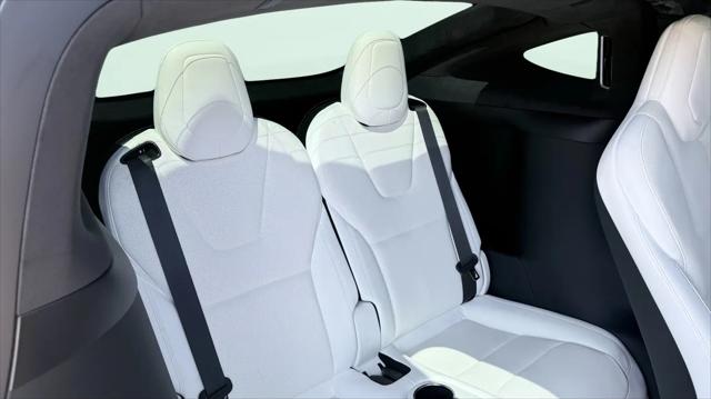 2022 Tesla Model X Plaid Tri Motor All-Wheel Drive