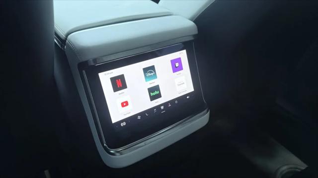 2022 Tesla Model X Plaid Tri Motor All-Wheel Drive