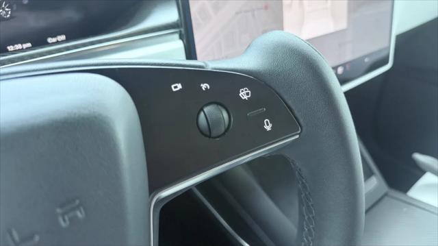 2022 Tesla Model X Plaid Tri Motor All-Wheel Drive