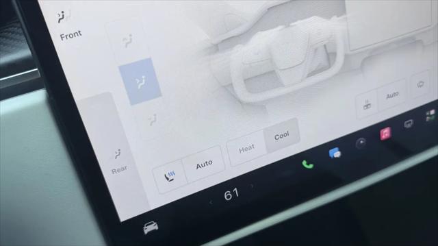 2022 Tesla Model X Plaid Tri Motor All-Wheel Drive