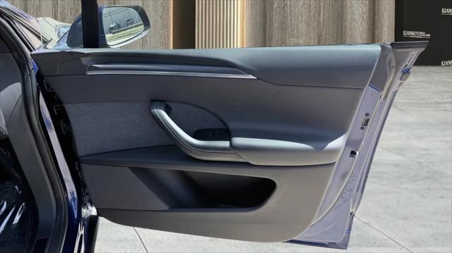 2022 Tesla Model X Plaid Tri Motor All-Wheel Drive