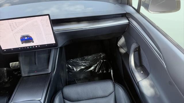 2022 Tesla Model X Plaid Tri Motor All-Wheel Drive