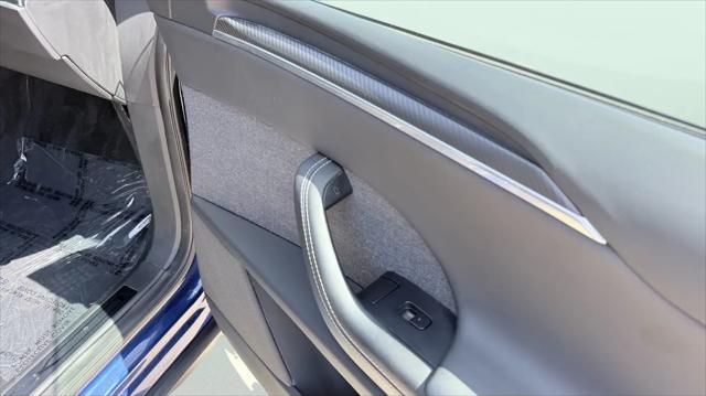 2022 Tesla Model X Plaid Tri Motor All-Wheel Drive