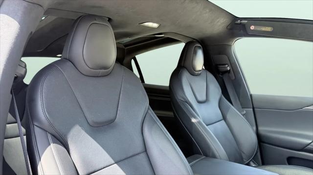 2022 Tesla Model X Plaid Tri Motor All-Wheel Drive