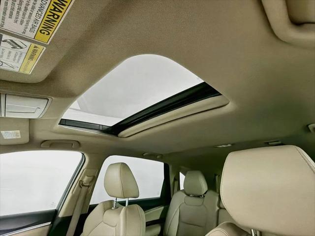 2017 Acura MDX w/Technology Package