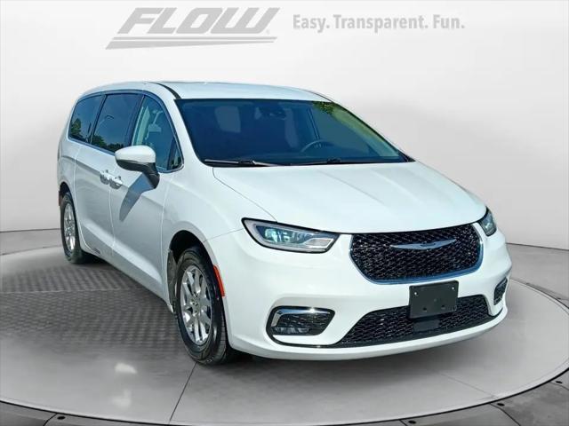 2023 Chrysler Pacifica Touring L for sale in Fayetteville, NC