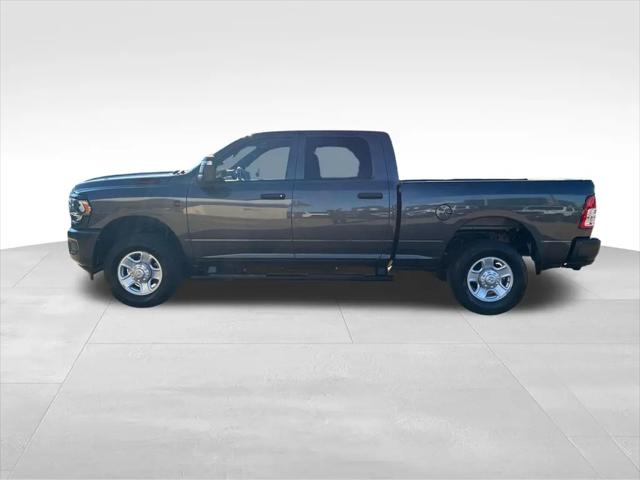 2024 Ram 3500 Tradesman Crew Cab 4x4 64 Box