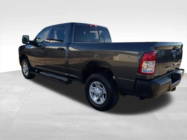 2024 Ram 3500 Tradesman Crew Cab 4x4 64 Box