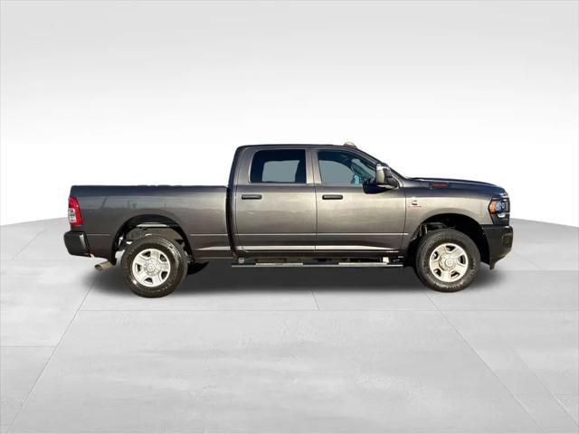 2024 Ram 3500 Tradesman Crew Cab 4x4 64 Box
