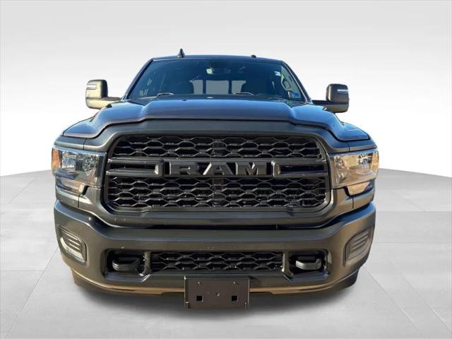 2024 Ram 3500 Tradesman Crew Cab 4x4 64 Box