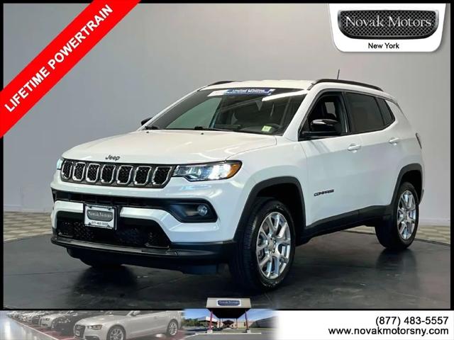 2023 Jeep Compass Latitude Lux FWD