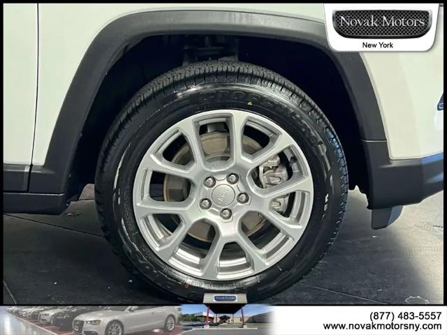 2023 Jeep Compass Latitude Lux FWD