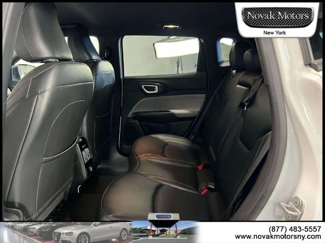 2023 Jeep Compass Latitude Lux FWD