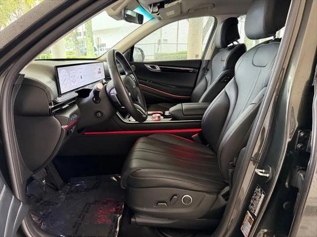 2025 Genesis GV80 2.5T Standard AWD