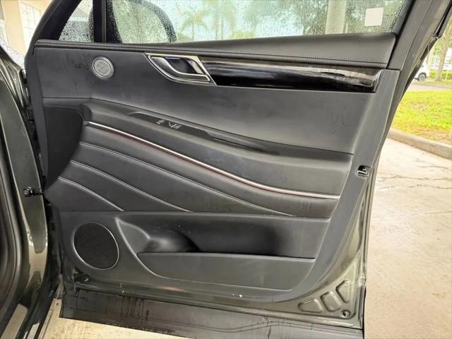 2025 Genesis GV80 2.5T Standard AWD