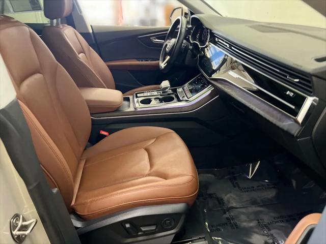 2020 Audi Q8 Premium Plus 55 TFSI quattro Tiptronic