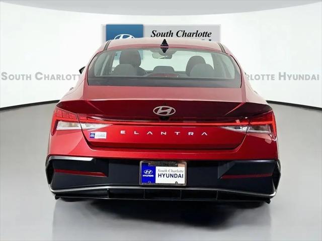 2025 Hyundai Elantra SEL Convenience