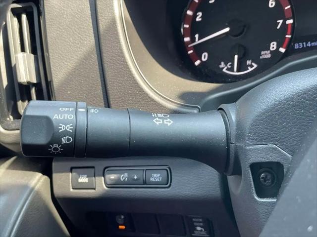 2025 Nissan Frontier Crew Cab PRO-X 4x2