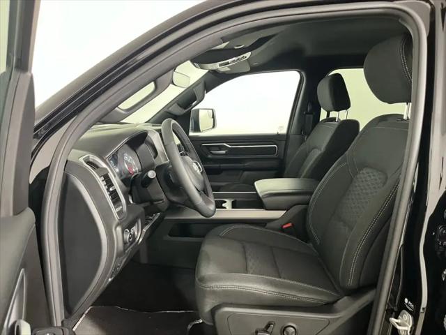 2025 Ram 1500 Big Horn Crew Cab 4x4 57 Box