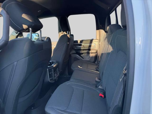 2022 Ram 1500 Big Horn Quad Cab 4x4 64 Box