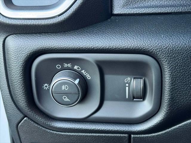 2022 Ram 1500 Big Horn Quad Cab 4x4 64 Box