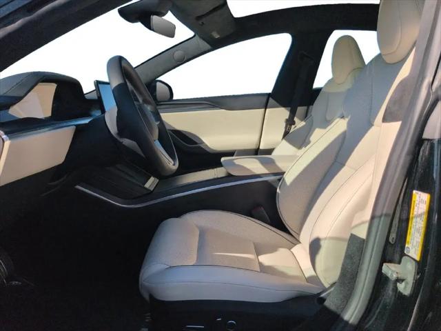 2023 Tesla Model S Plaid Tri Motor All-Wheel Drive