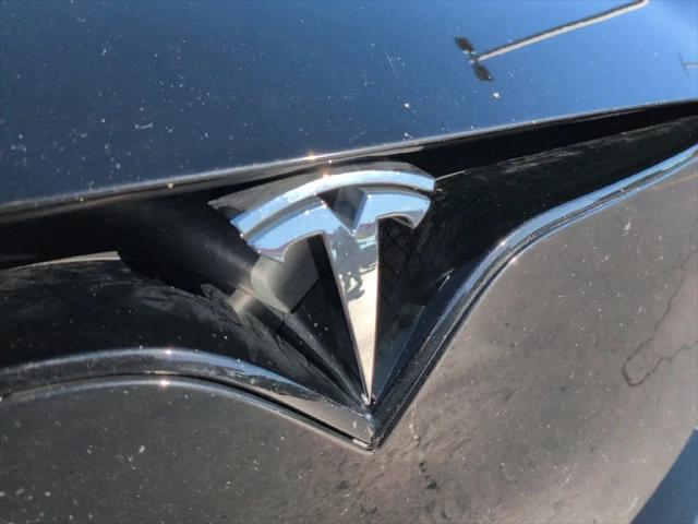 2023 Tesla Model S Plaid Tri Motor All-Wheel Drive