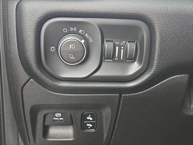 2019 Ram 1500 Rebel Crew Cab 4x4 57 Box