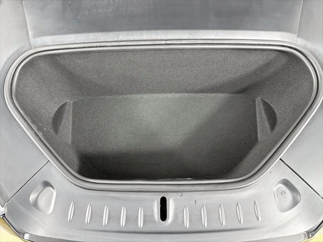 2022 Tesla Model S Plaid Tri Motor All-Wheel Drive