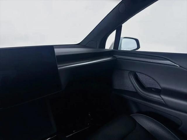 2023 Tesla Model X Plaid Tri Motor All-Wheel Drive