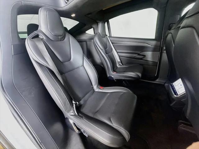 2023 Tesla Model X Plaid Tri Motor All-Wheel Drive