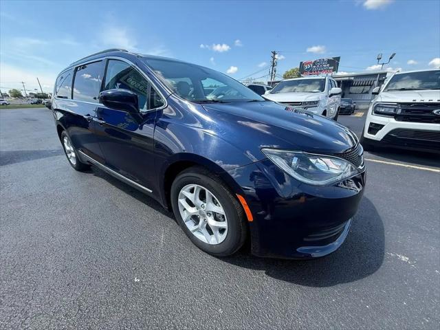 2017 Chrysler Pacifica Touring-L for sale in Lebanon, TN