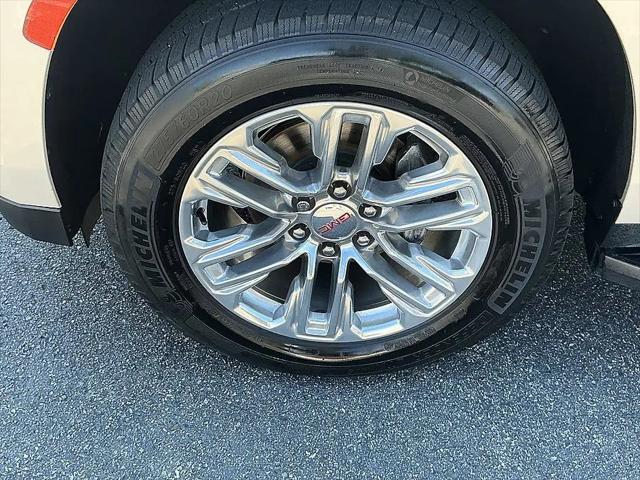 2021 GMC Yukon XL 4WD SLT
