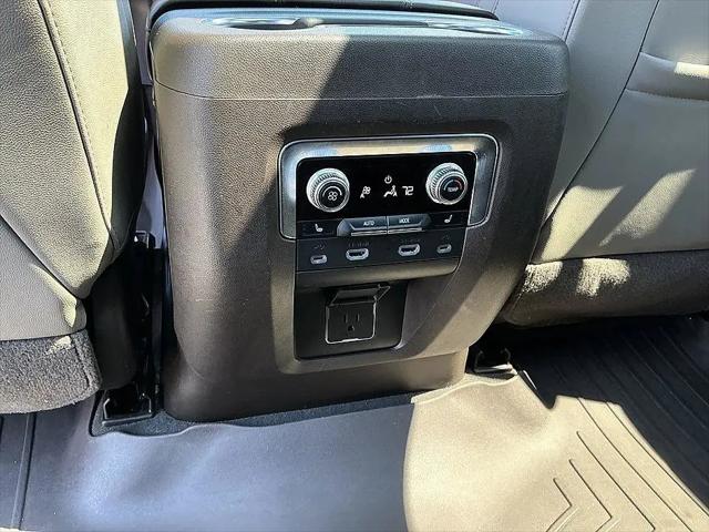 2021 GMC Yukon XL 4WD SLT