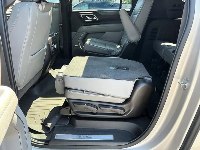 2021 GMC Yukon XL 4WD SLT
