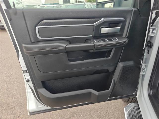 2026 Ram 2500 Big Horn Crew Cab 4x4 64 Box