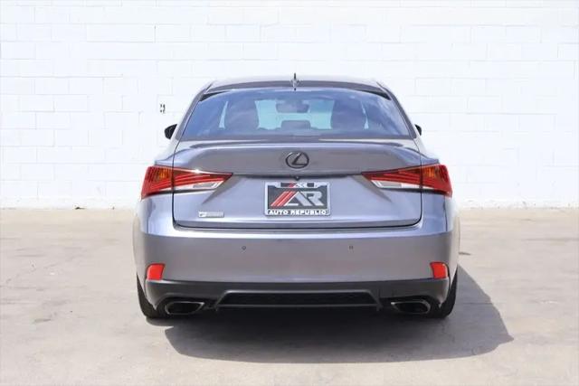 2019 Lexus IS 300 IS 300 F Sport