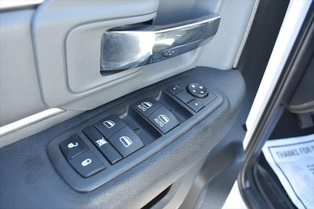 2023 Ram 1500 Classic SLT Crew Cab 4x2 57 Box