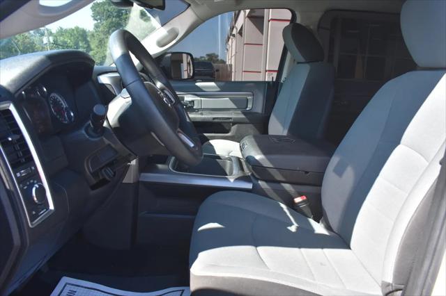 2023 Ram 1500 Classic SLT Crew Cab 4x2 57 Box