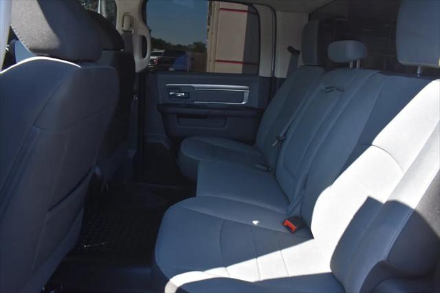 2023 Ram 1500 Classic SLT Crew Cab 4x2 57 Box