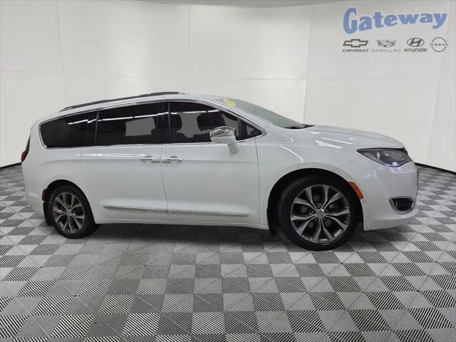 2018 Chrysler Pacifica Limited for sale in Fargo, ND