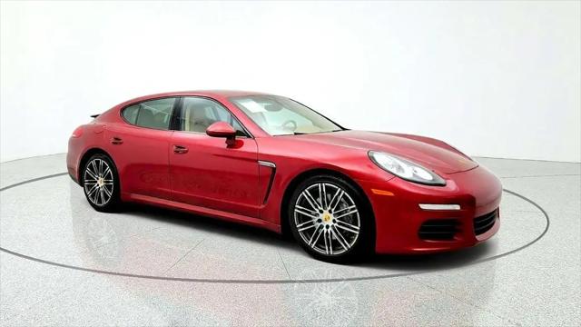 2016 Porsche Panamera 4